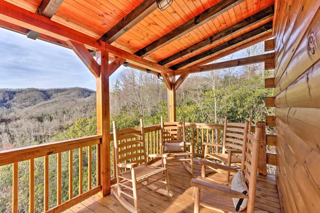 Hilltop Cabin On 5 Acres With Hot Tub And Waterfall! Bryson City Ngoại thất bức ảnh