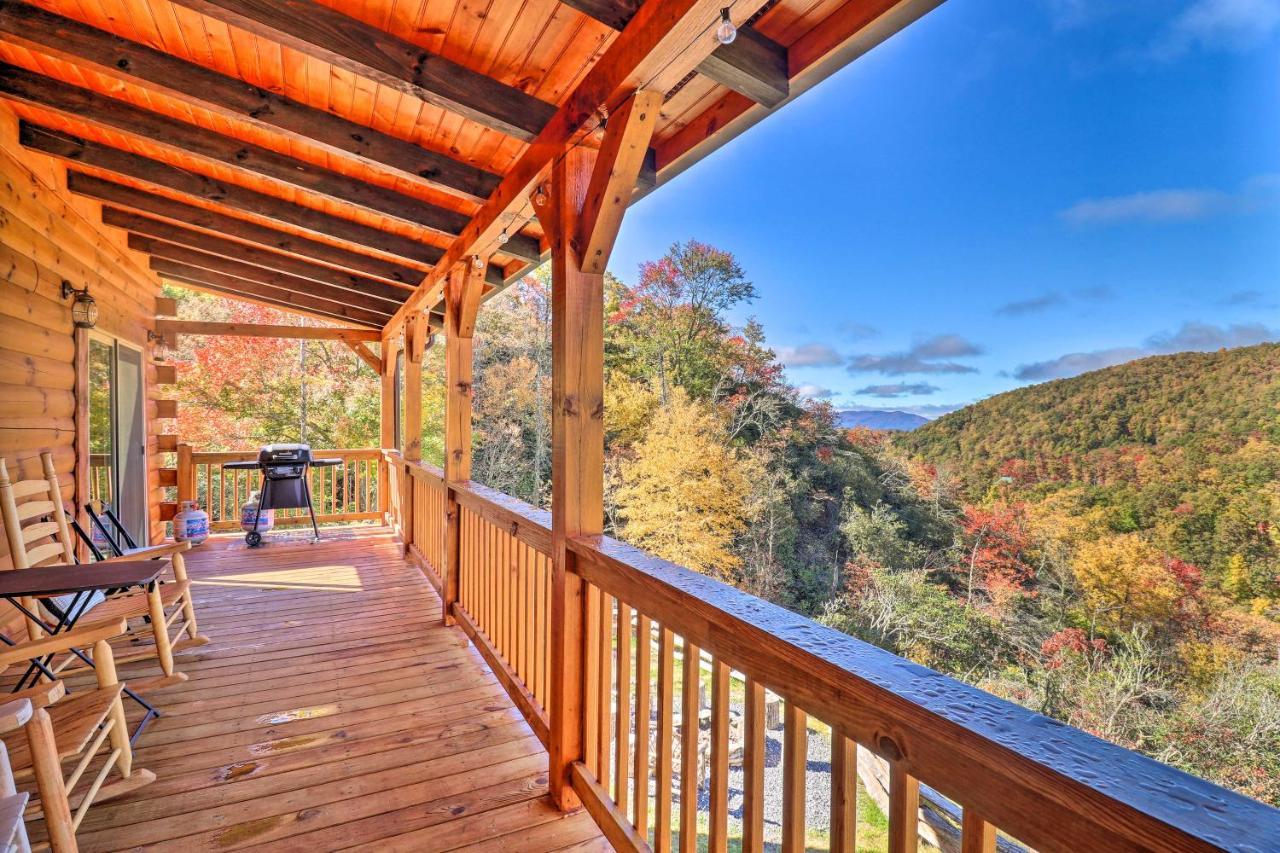Hilltop Cabin On 5 Acres With Hot Tub And Waterfall! Bryson City Ngoại thất bức ảnh